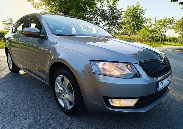 Skoda Octavia cena 35900 przebieg: 253000, rok produkcji 2016 z Lipno małe 781